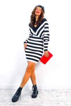 Belle Ame - Black White Striped Knit Mini Jumper Dress -Fashion Clothing Store BelleAme BlackWhiteStripedKnitMiniJumperDress2