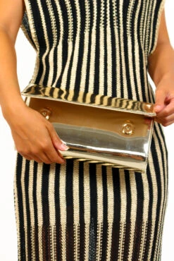 Clutch My Hand - Gold Metallic Clutch Bag 7 Clutch My Hand - Gold Metallic Clutch Bag -Fashion Clothing Store ClutchMyHand GoldMetallicClutchBag 4