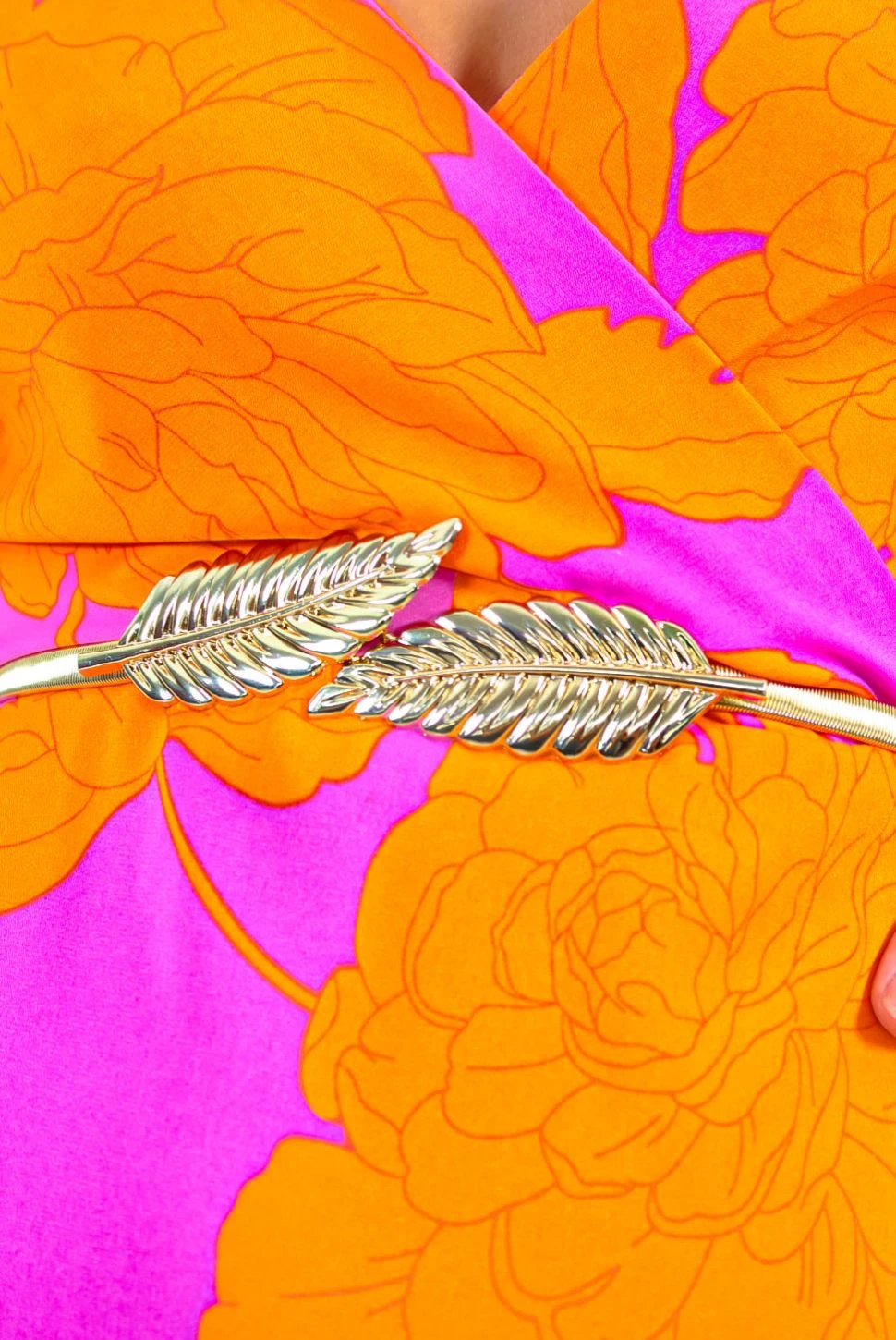 Don't Leave Me Waiting - Gold Leaf Stretch Chain Belt 2 Don't Leave Me Waiting - Gold Leaf Stretch Chain Belt - Image 2