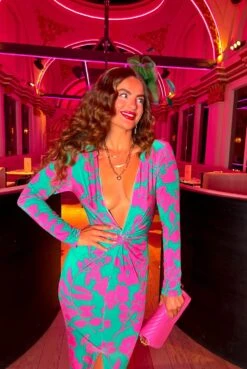 Dont Make Me Wait - Green Fuchsia Floral Plunge Midi Dress 10 Dont Make Me Wait - Green Fuchsia Floral Plunge Midi Dress -Fashion Clothing Store DontMakeMeWait GreenFuchsiaFloralPlungeMidiDress 2 fc4a54ba 1c07 4c5a 9e45 833fc87a242c