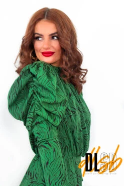 AX Paris First Date - Green Animal Print Midi Dress 12 AX Paris First Date - Green Animal Print Midi Dress -Fashion Clothing Store FirstDate GreenAnimalPrintMidiDress2