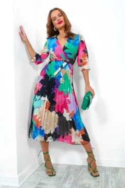 Flirty In Floral - Black Multi Pleated Midi Dress -Fashion Clothing Store FlirtyInFloral BlackMultiPleatedMidiDress4