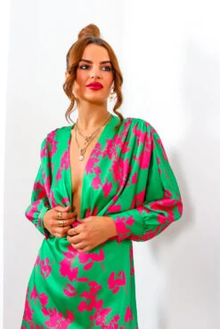 In My Imagination - Green Pink Floral Batwing Midi Dress 10 In My Imagination - Green Pink Floral Batwing Midi Dress -Fashion Clothing Store InMyImagination GreenPinkFloralBatwingMidiDress3
