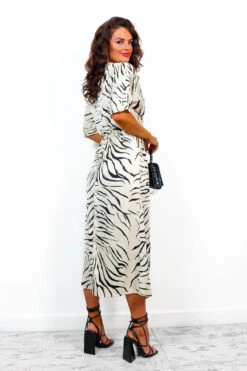 AX Paris Knot Over You - Champagne Zebra Print Midi Dress 10 AX Paris Knot Over You - Champagne Zebra Print Midi Dress -Fashion Clothing Store KnotOverYou ChampagneZebraPrintMidiDress 3