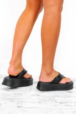 Step On In - Black Chunky Platform PU Flip Flops 7 Step On In - Black Chunky Platform PU Flip Flops -Fashion Clothing Store StepOnIn BlackChunkyPlatformPUFlipFlops 2