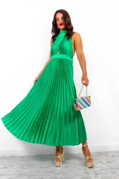 Stolen Moment - Green Halter Neck Pleated Maxi Dress 9 Stolen Moment - Green Halter Neck Pleated Maxi Dress -Fashion Clothing Store StolenMoment GreenHalterNeckPleatedMaxiDress 5